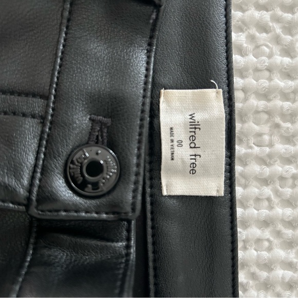 Wilfred Free vegan leather pants in black. - Picture 3 of 4